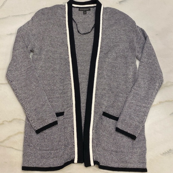 Banana Republic Sweater Cardigan Size Smalll Black White - Picture 1 of 12